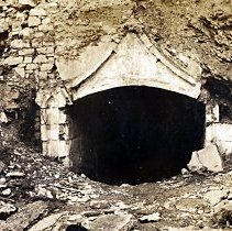 sybils-cave2-hoboken-girl
