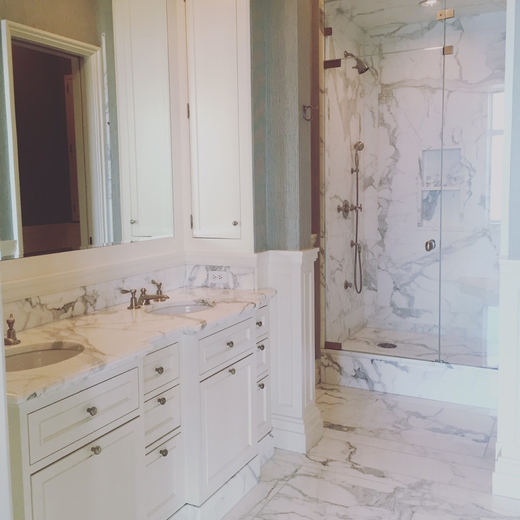 eli-manning-apartment-bathroom-hoboken