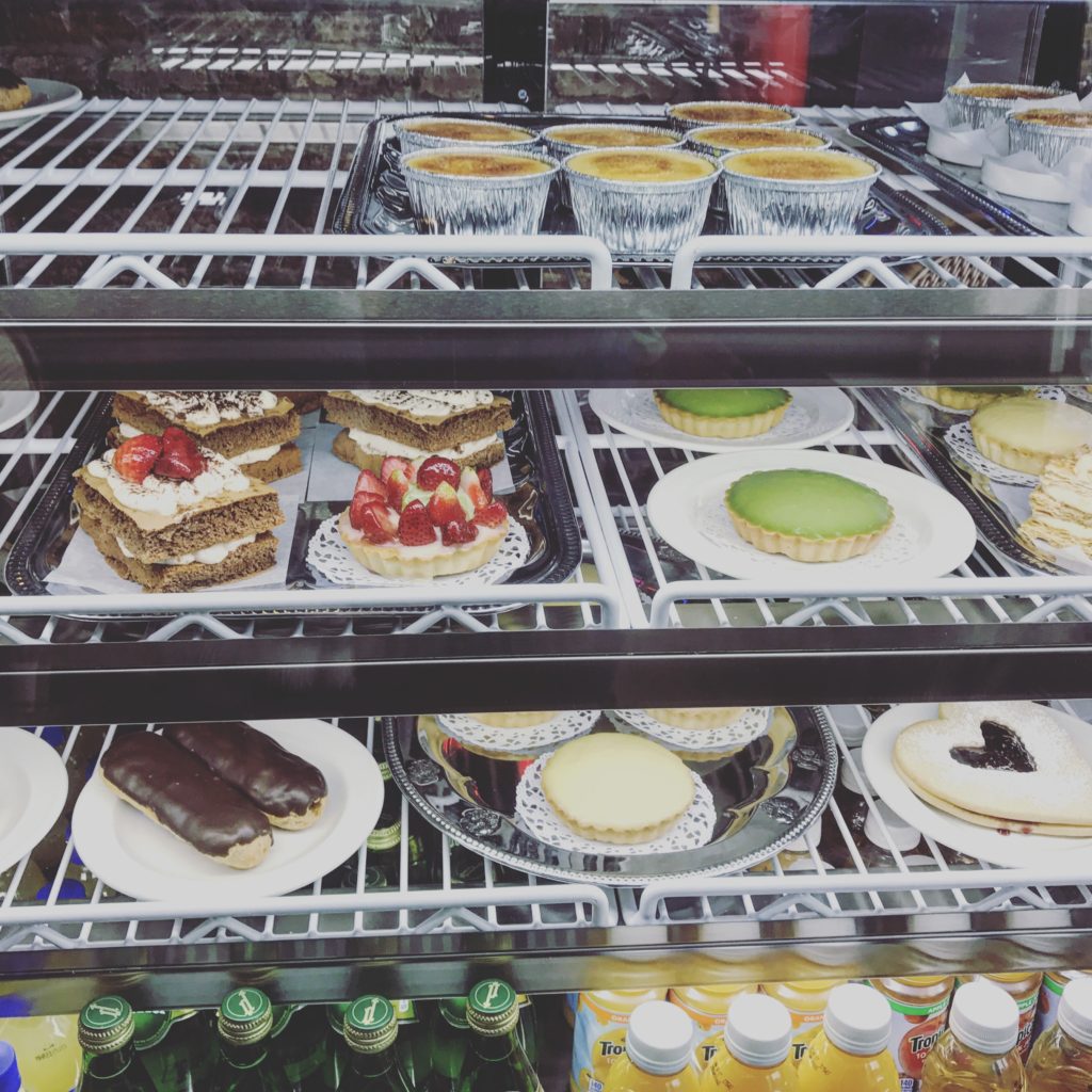 jersey-city-paulus-hook_vogue-cafe
