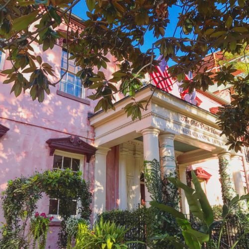 olde-pink-house-savannah