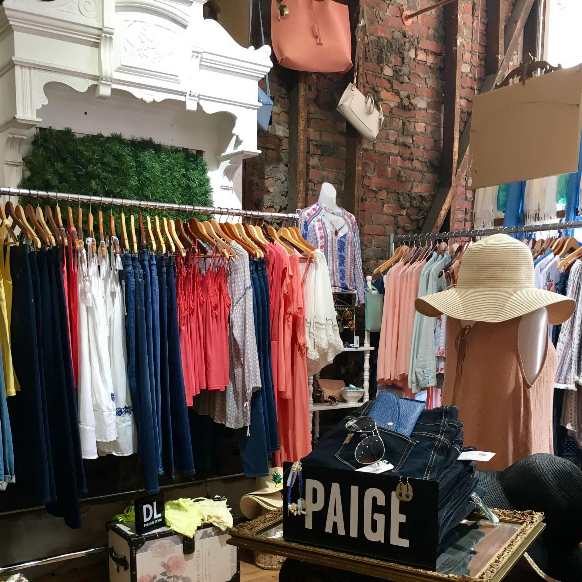 tias-jersey-city-boutique-inside-rack-hangers-paige-shopping-local