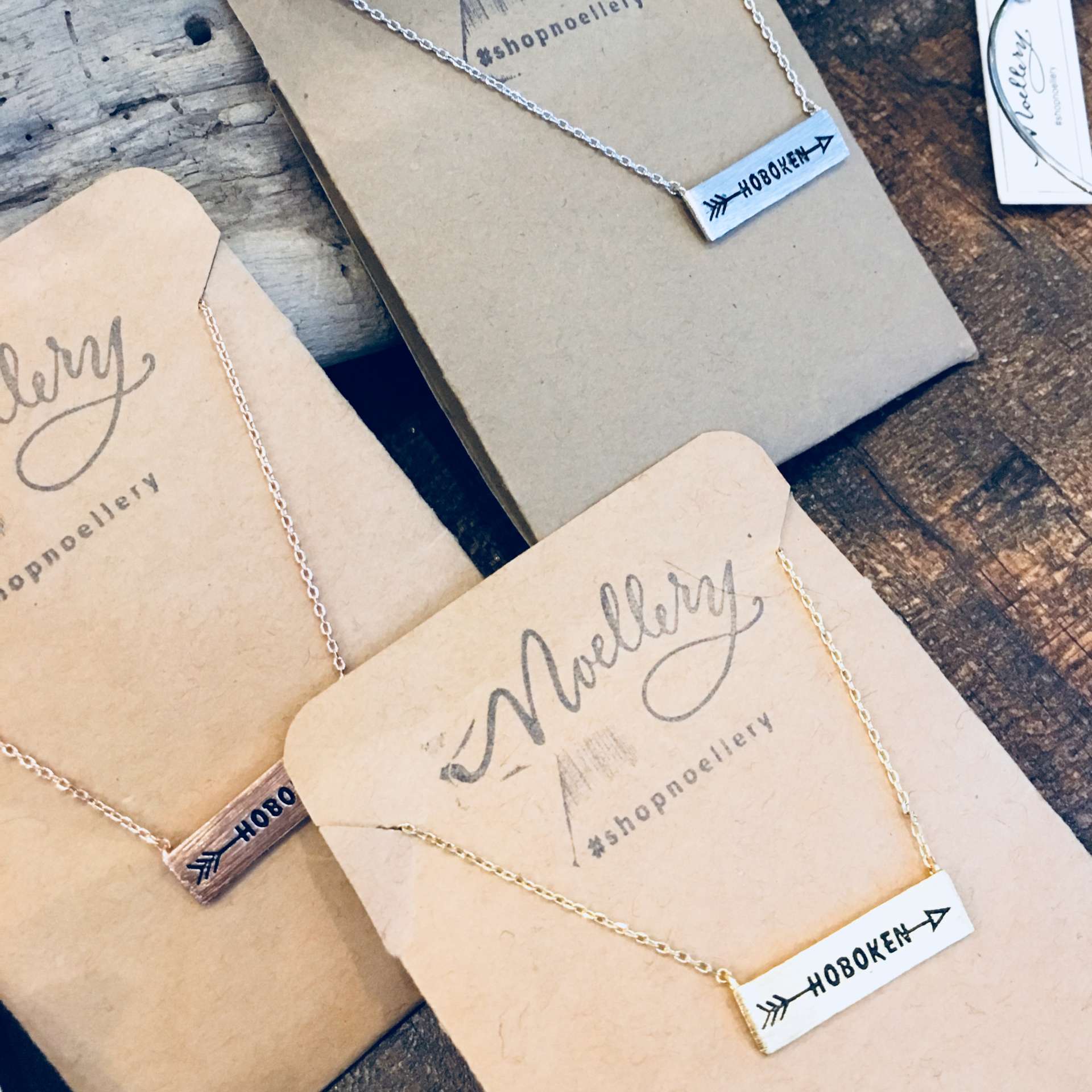 Genna-Rossi-Noellery-Hoboken-Bar-Necklace