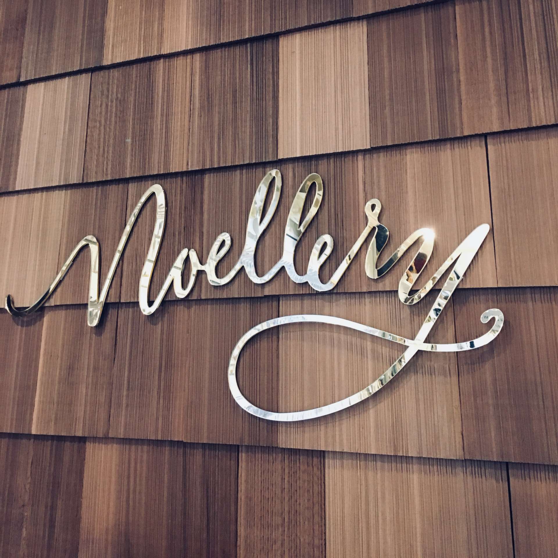 Noellery-Sign-Genna-Rossi