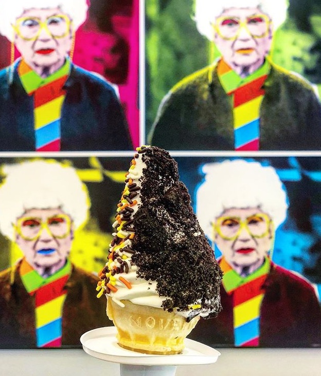 path-station-christopher-street-beibites-instagram-big-gay-ice-cream