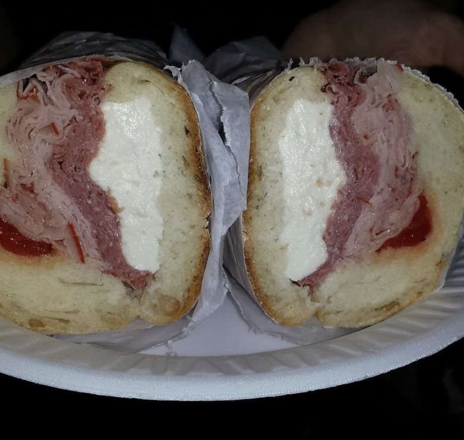 frans deli closes