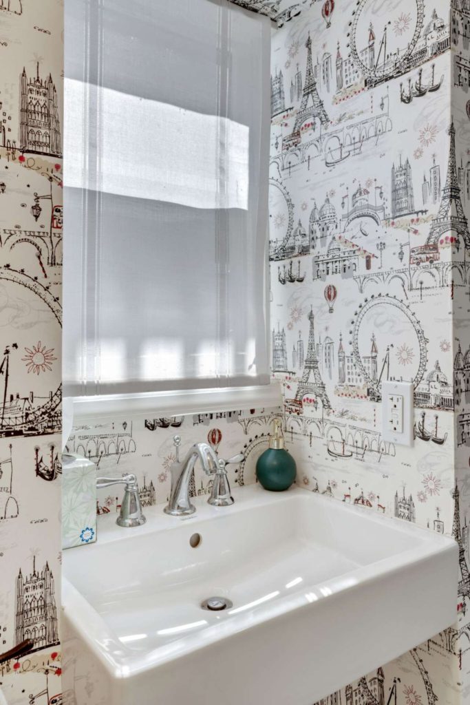 willow terrace home bathroom