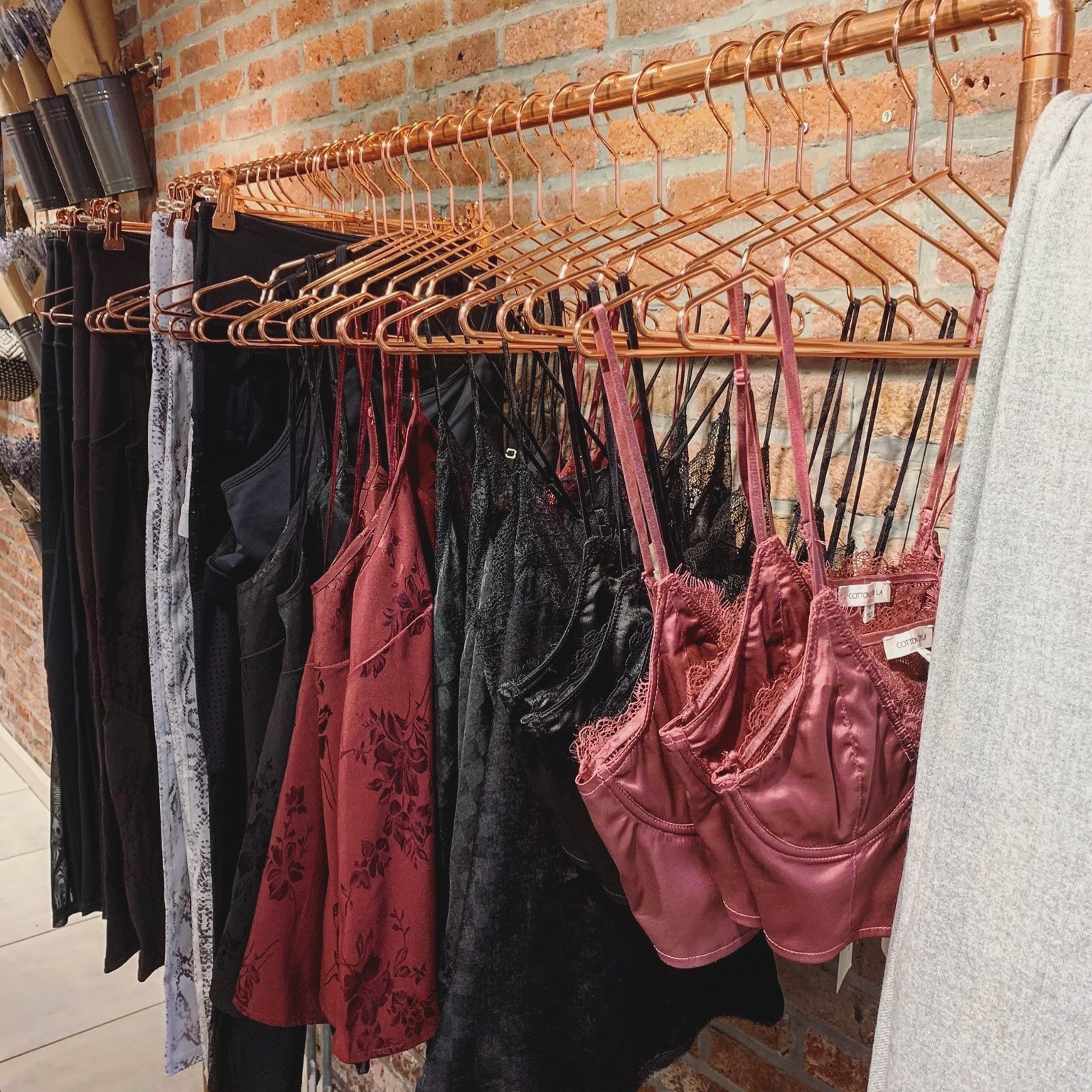 willow rose racks