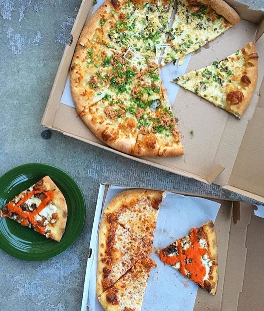 @twobootspizza
