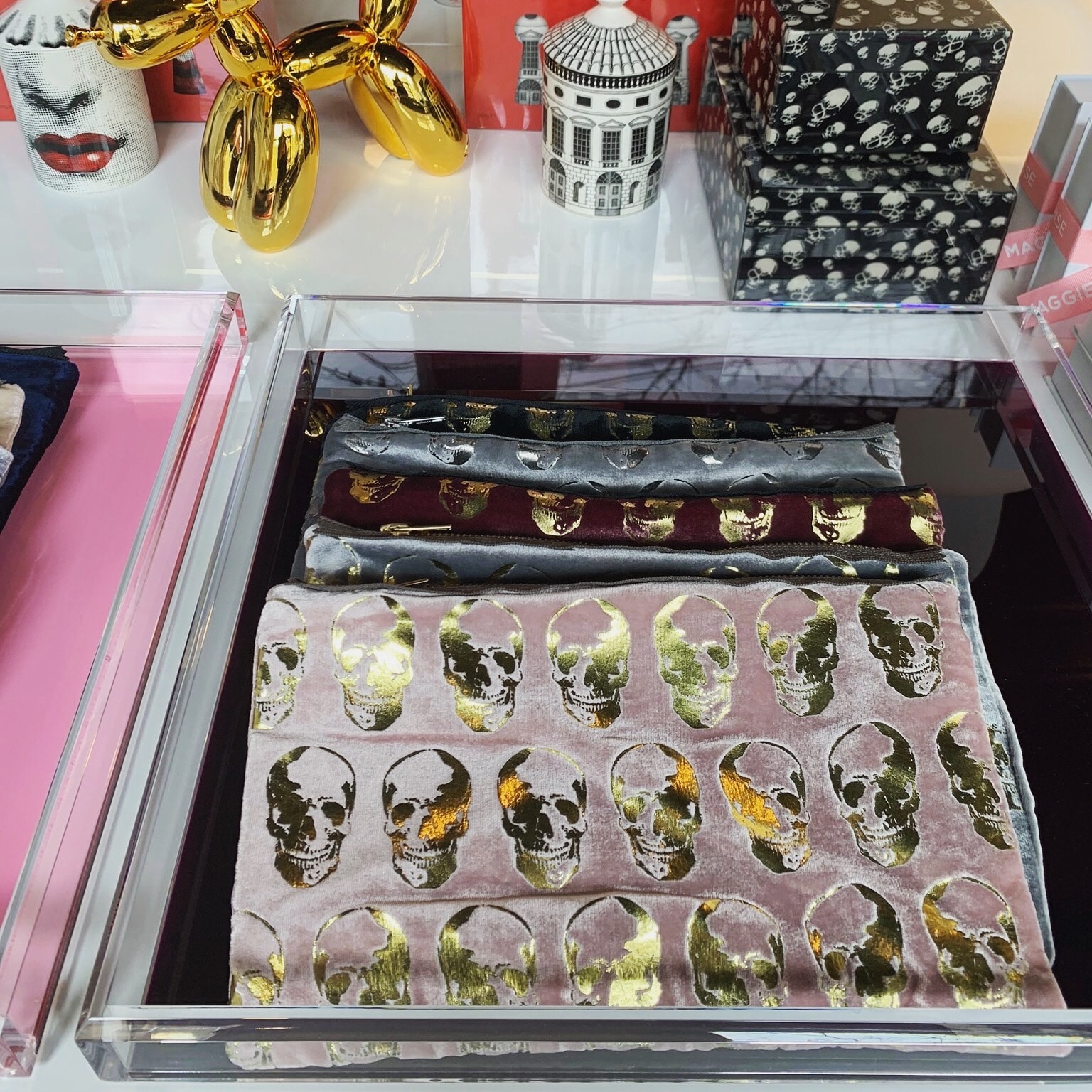 maison24 skullclutches