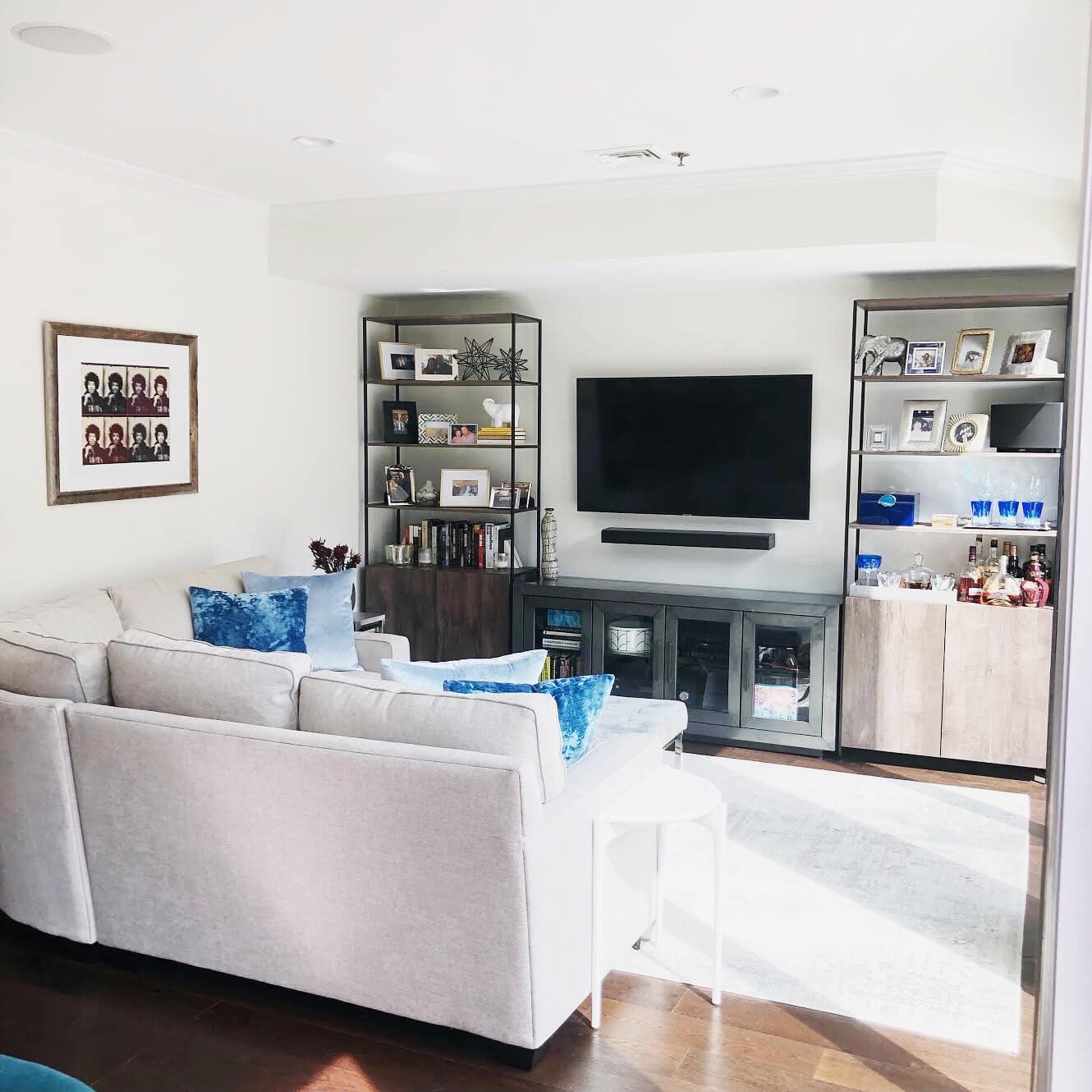 julie rob living room