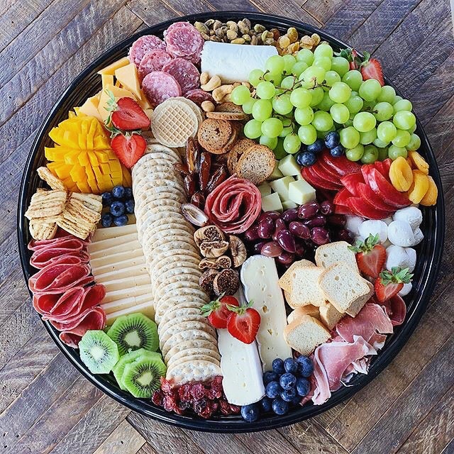 cheeseboards thanksgiving friendsgiving