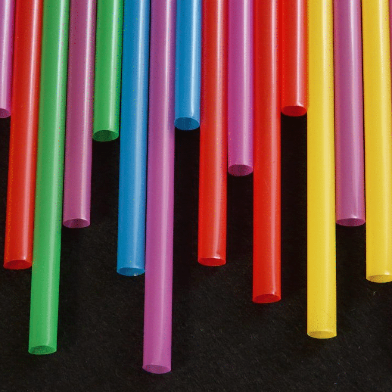 strawless news