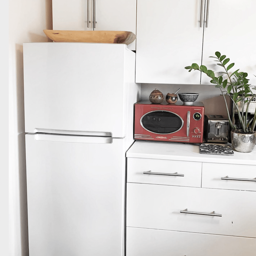 antoinette kitchen 2