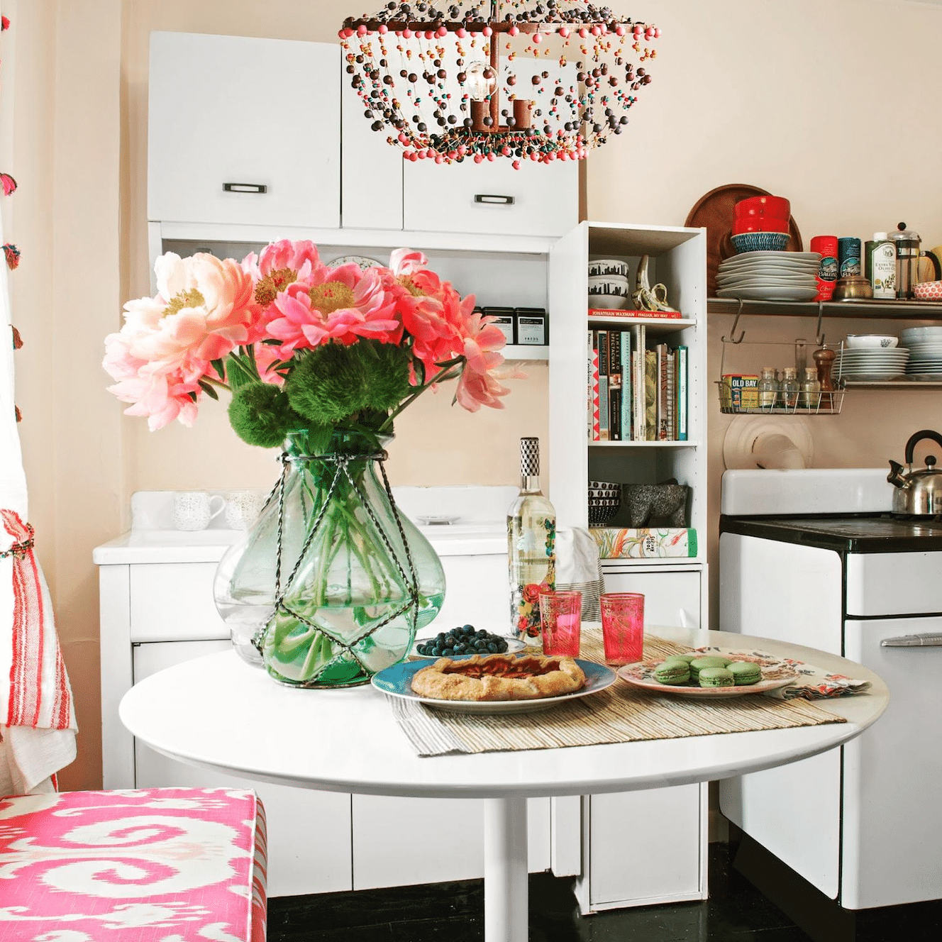 antoinette kitchen