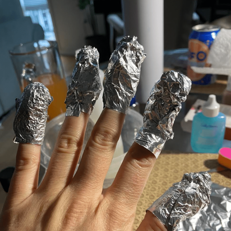 at home gel manicure foil