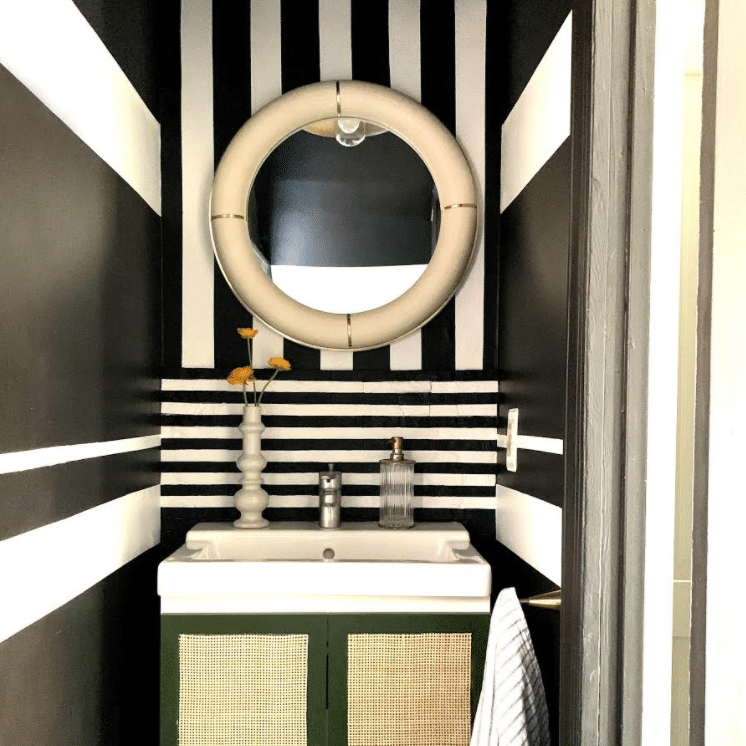 jersey city carriage house powder room