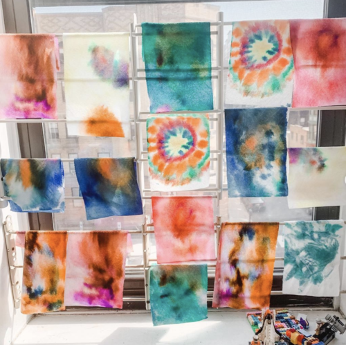 tie dye paper towels activity