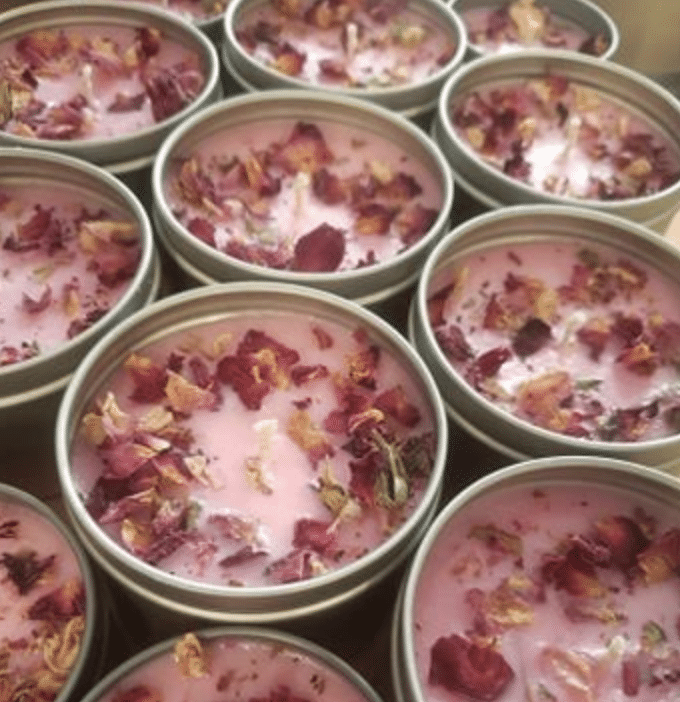 dinas kiss and makeup candles