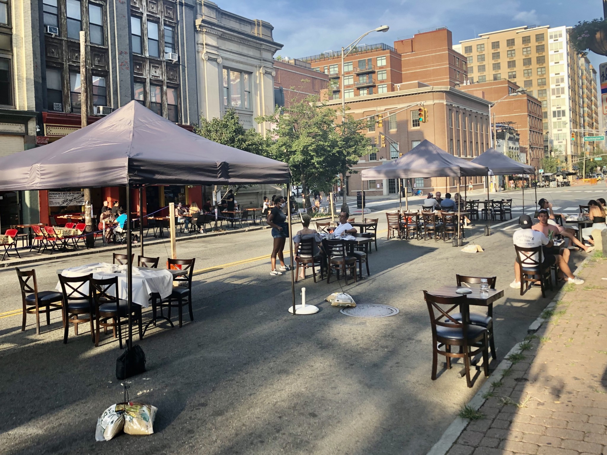 Hoboken summer streets 14th street