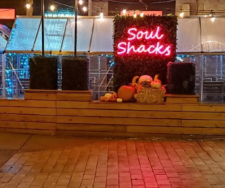 outdoor dining northern soul