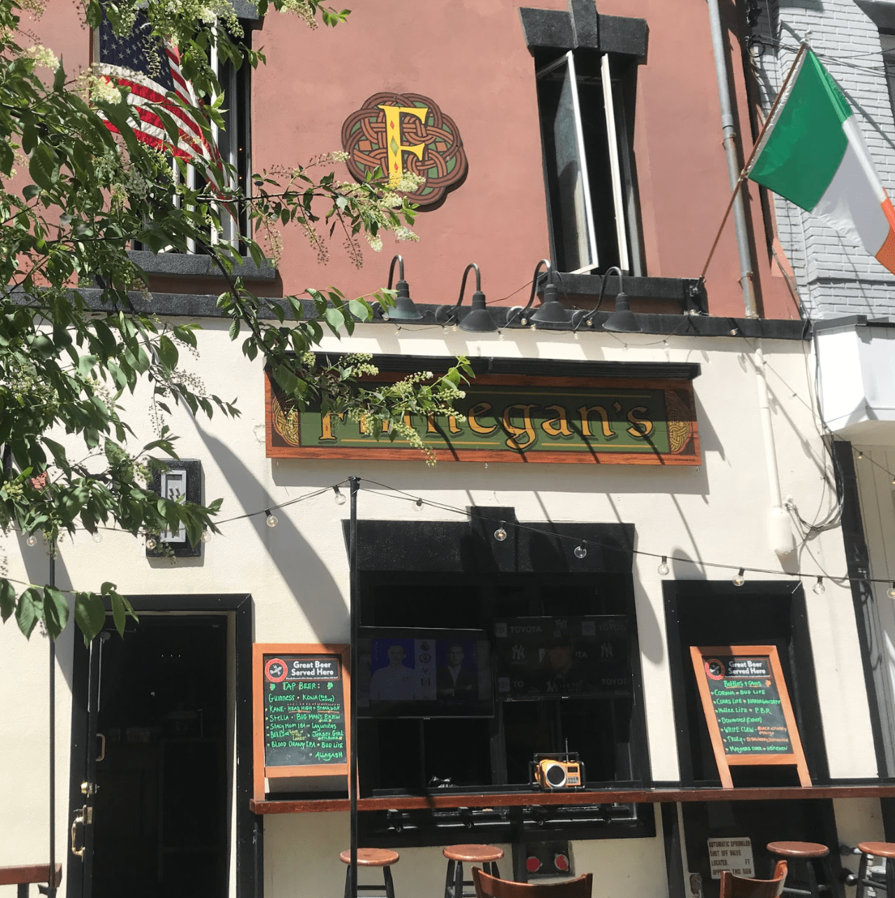 Finnegans Pub