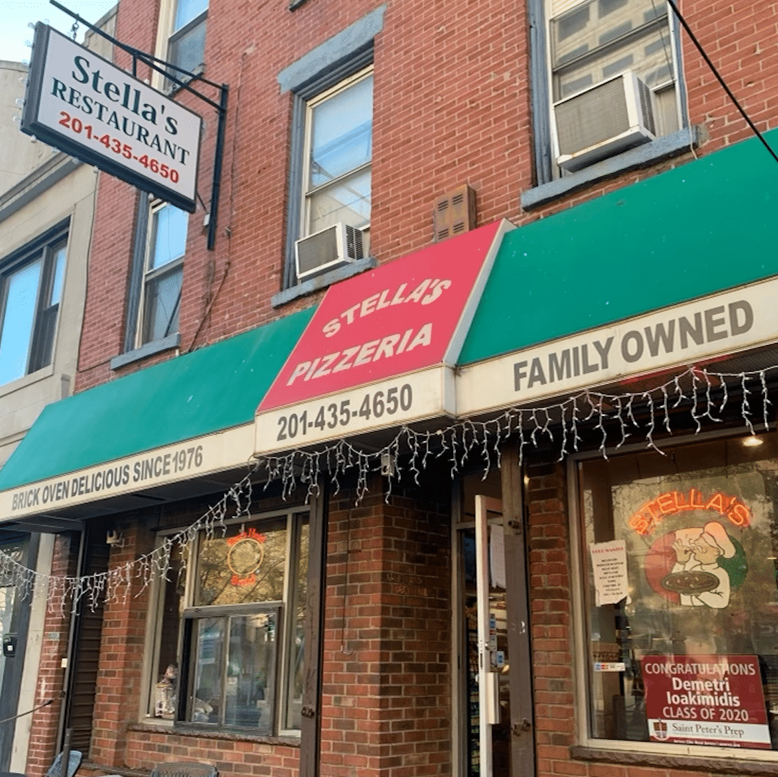 Stella's Pizzeria