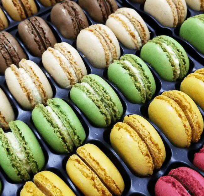 latelier du chocolat macarons