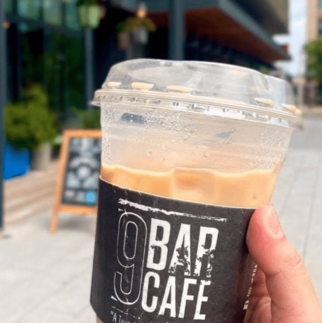9 Bar Café
