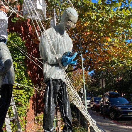 11th and garden halloween