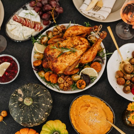 restaurants open thanksgiving 2022