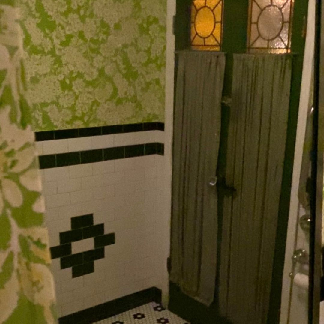antique bathroom hoboken