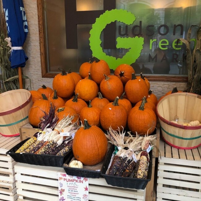 carving pumpkins hudson greene market jersey city