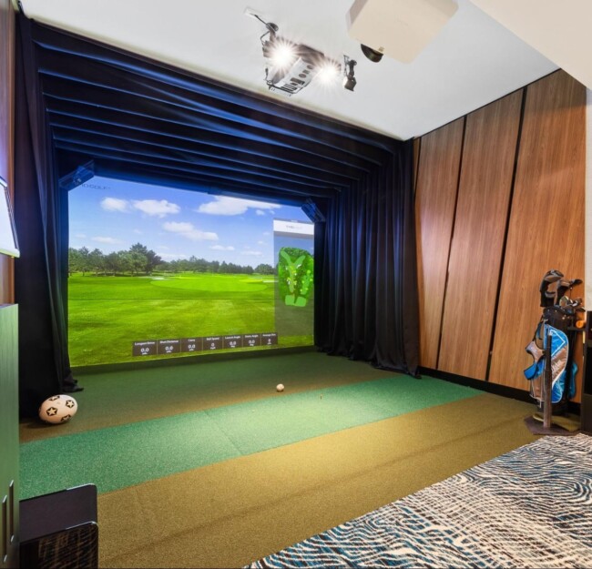 the ivy golf simulator