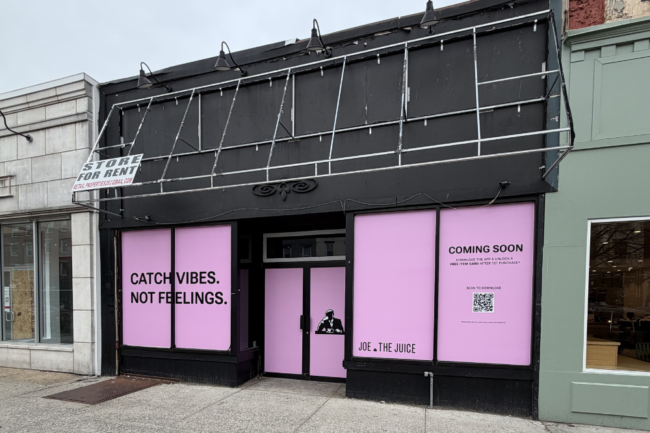 signage up for joe and the juice in hoboken